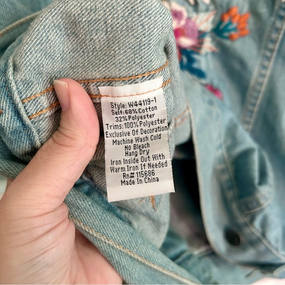 Johnny Was Nena Floral-Embroidered Denim Jacket | Sz Small - Picture 7 of 12